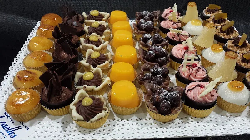 Pastisseria Caelles - Pastelería en Reus - foto 3