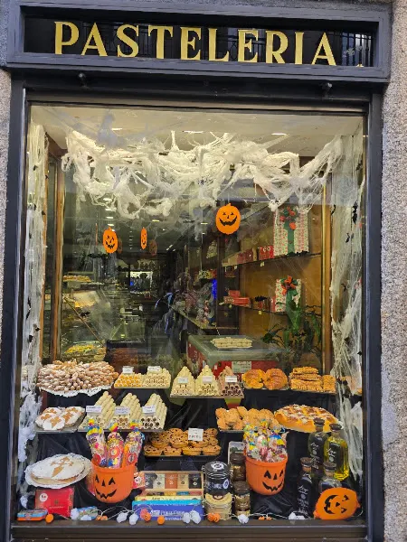 Confitería Las Colonias - Pastelería en Santiago de Compostela - foto 2