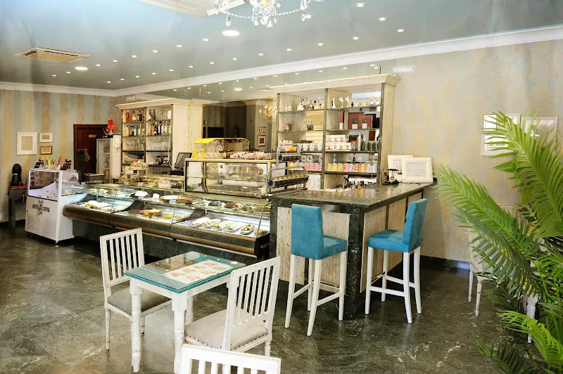 Pastelería - Café Las Meninas - Pastelería en Cáceres - foto 2
