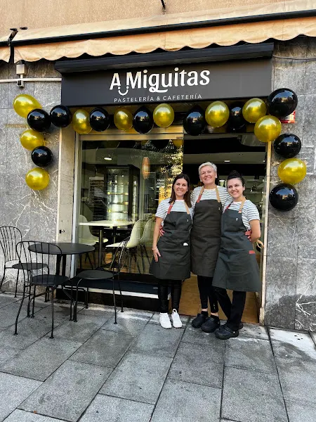 AMiguitas: Pastelería & Cafetería