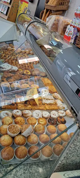 Pa Amb Pa 2010 S.L. - Panadería en Cornellà de Llobregat - foto 2