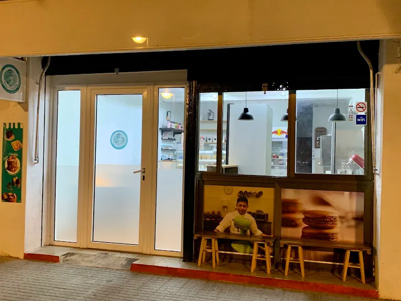 Cholito Lindo Panaderia - Panadería en Cornellà de Llobregat - foto 2
