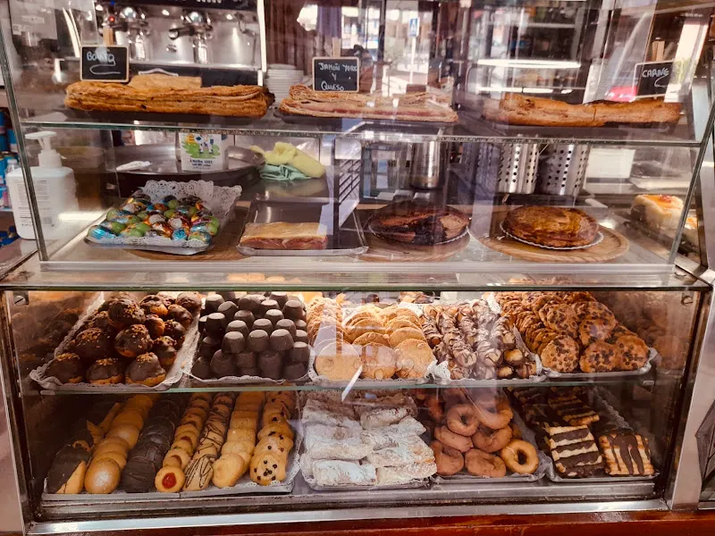 Artesanos del Pan - Panadería en Avilés - foto 2