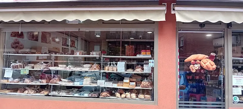 Panaderia - Bolleria Frutos Secos Gloria - Panadería en Guadalajara - foto 2
