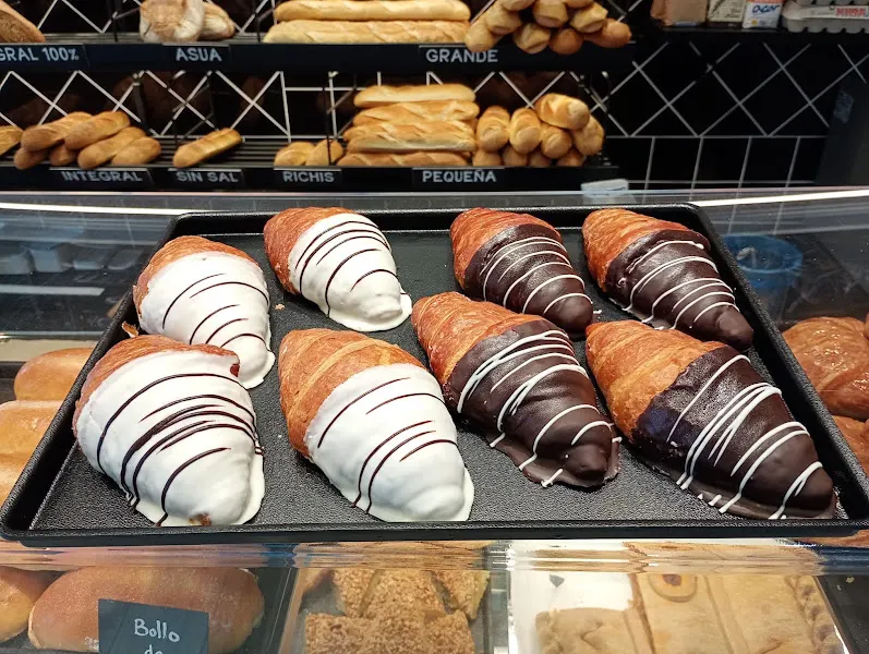 Obrador AsuaBerri || Panaderia - Pasteleria en Algorta