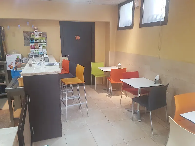Forn de pa I degustació - Panadería en Manresa - foto 2
