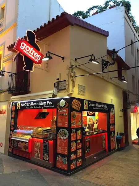 Gofres Manneken Pis - Paseo de la Carretera - Pastelería en Benidorm - foto 2