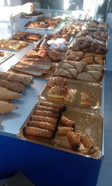 Canela Pastelería Cafetería - Cuenca