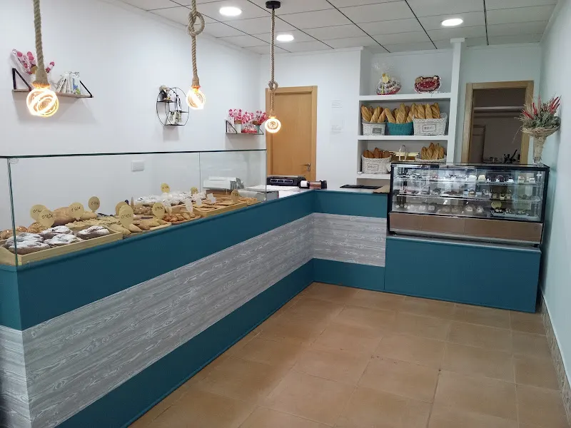 Pastelería -panaderia - eventos Mia - Pastelería en Elda - foto 2