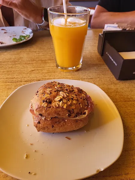 Panificadora Los Sánchez - Panadería en Santa Lucia de Tirajana - foto 3
