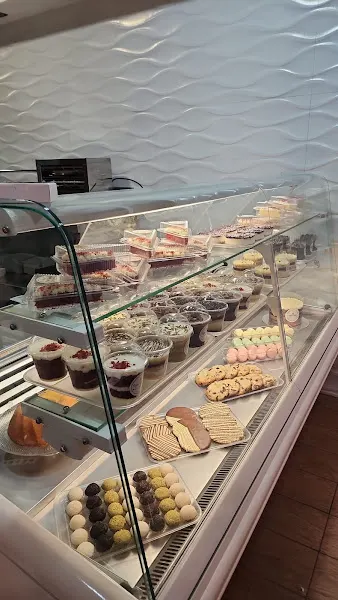 Lara Tartas | Cafetería y Pastelería Artesanal - Puertollano