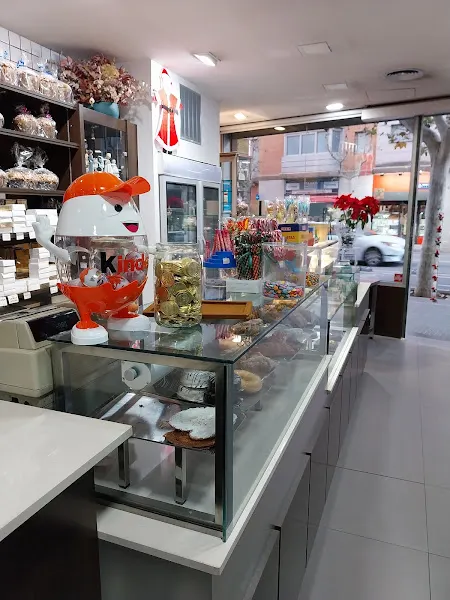 Pastisseria Fíguls (Esplugues) - Pastelería en Esplugues de Llobregat - foto 2