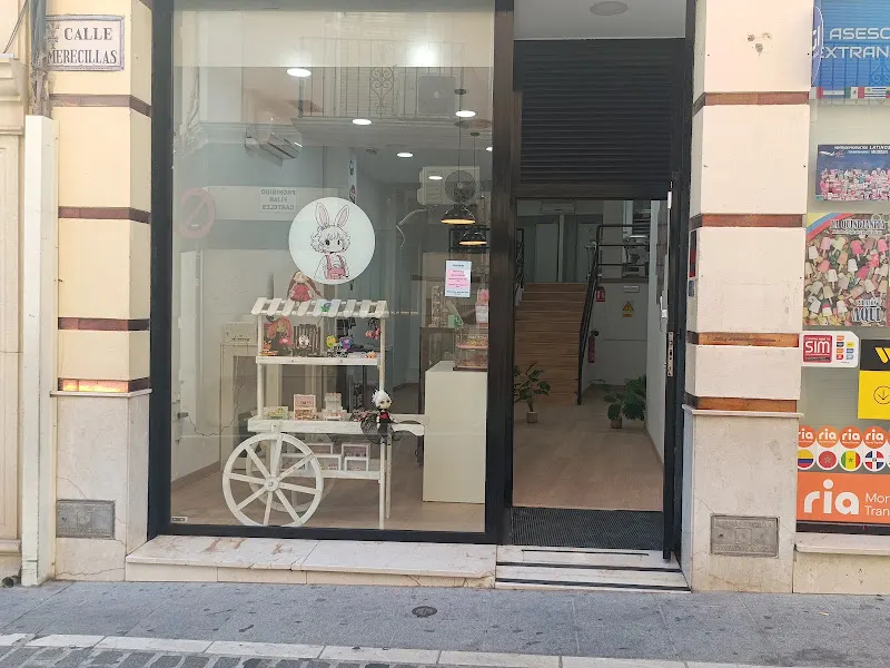 Caprichosa con carácter - Pastelería en Antequera - foto 2