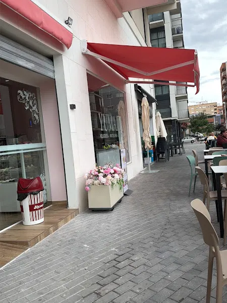 YUMANA - HELADERÍA - CAFÉ - PASTELERÍA. - Mislata