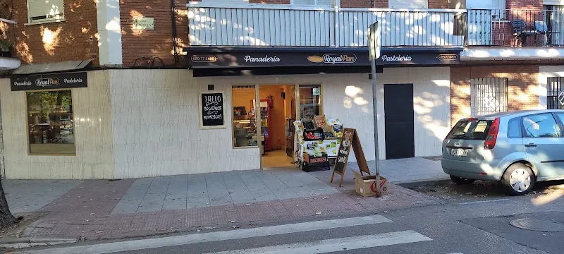 Royal Pan - Tienda de alimentación en Pinto - foto 2