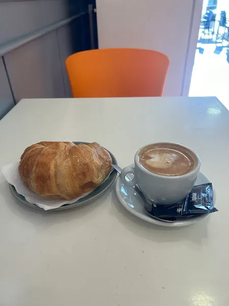 PAFI Elíptica - Panadería en Figueres - foto 2