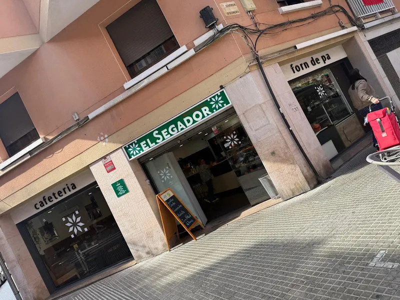 pastisseria segador - Pastelería en Sant Feliu de Llobregat - foto 2