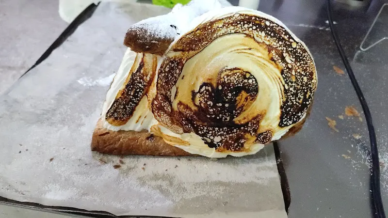 El Horno De Elias Panaderia Bolleria - Panadería en Alcantarilla - foto 2