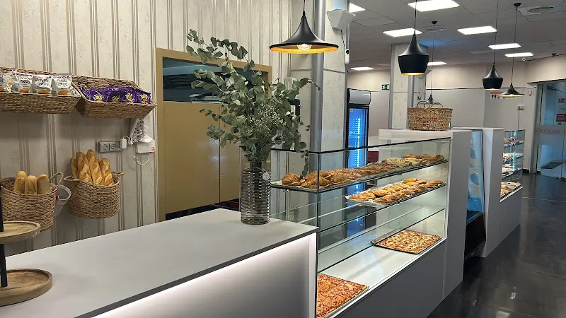 Confiteria Danoa - Cafetería en Alcantarilla - foto 2