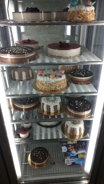 Confitería y cafetería Sonia - Cafetería en Alcantarilla - foto 2
