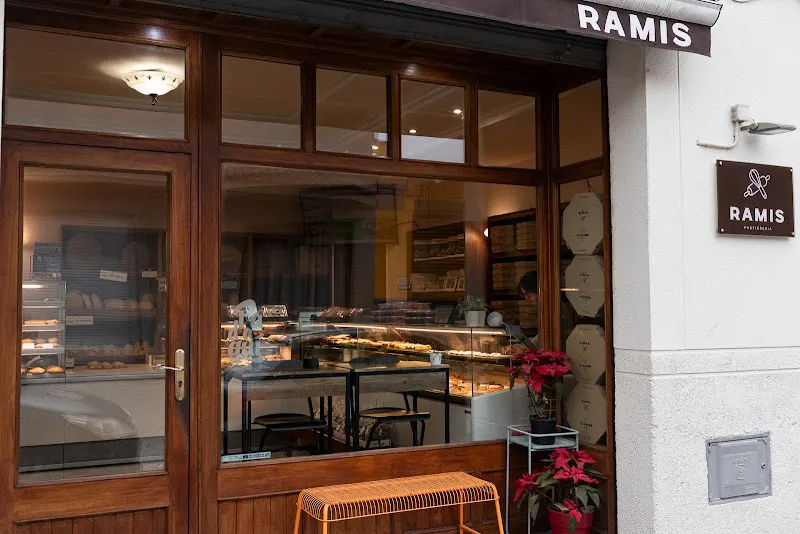 Pastisseria Ramís - Pastelería en Manacor - foto 2