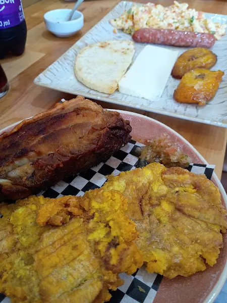 Antojitos leicar (Panadería)