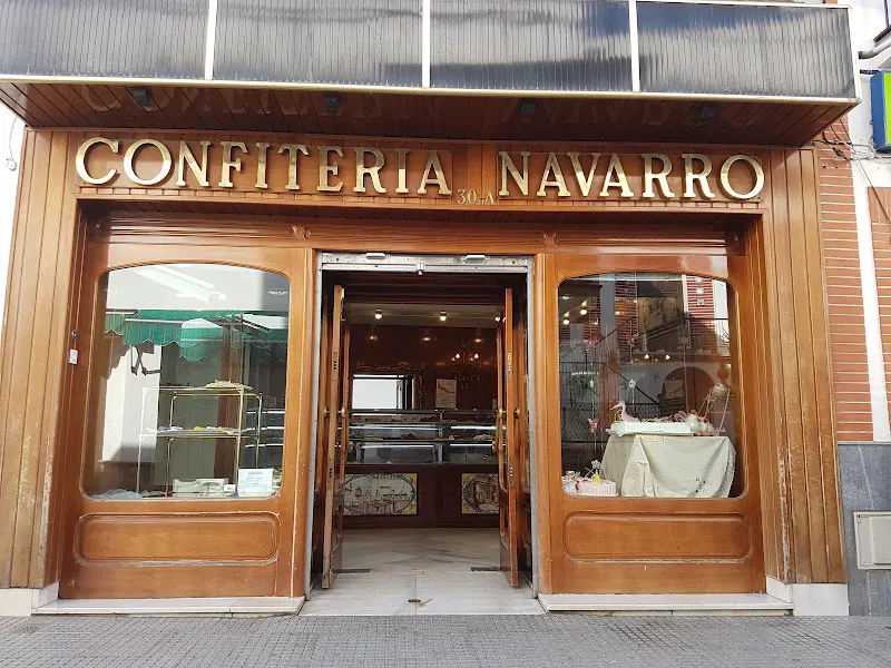 Confitería Navarro - Pastelería en Palacios y Villafranca (Los) - foto 2