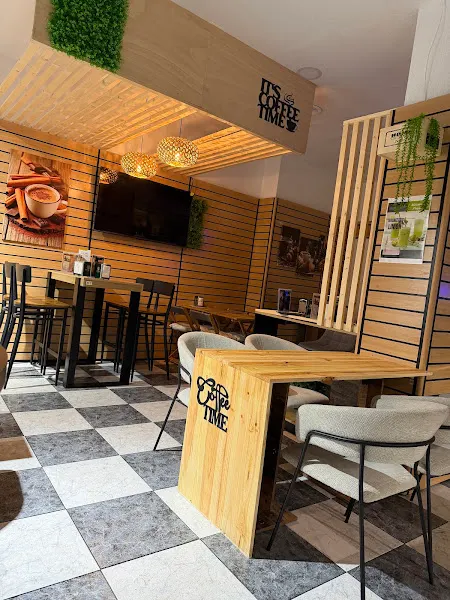 JL Cafetería Pastelería - Cafetería en Villena - foto 2