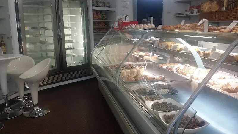 Pastisseria panisello - Panadería en Tortosa - foto 2