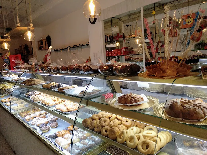 Panadería "El Niño" Firenze - Panadería en Yecla - foto 2
