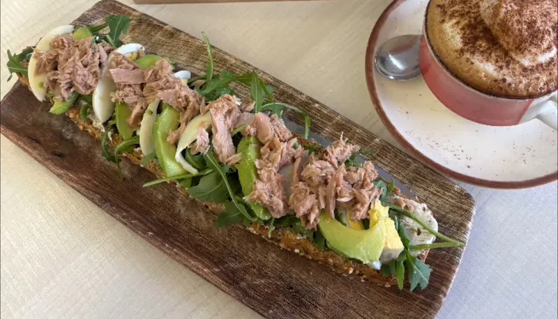 Panadería-Cafetería El Paseo - Yecla