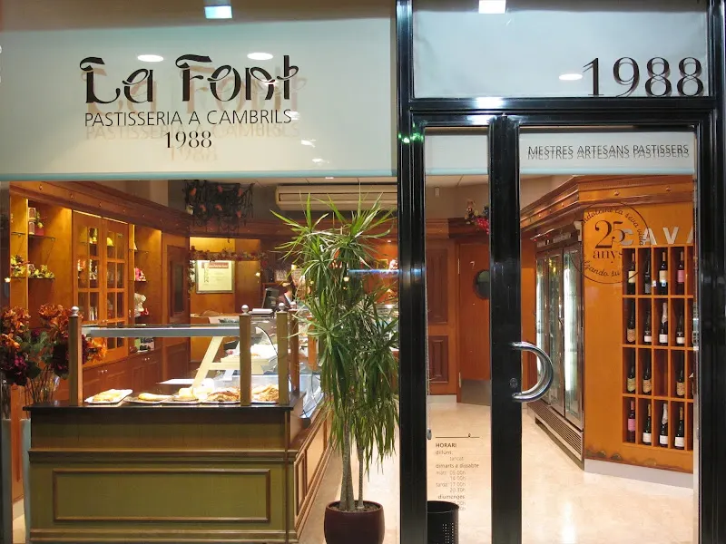 Pastisseria La Font - Pastelería en Cambrils - foto 3