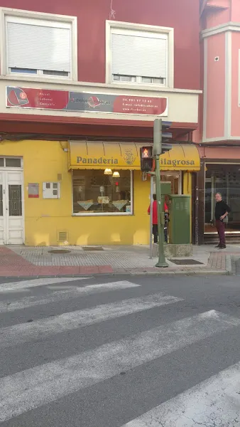 Panadería Milagrosa (Carballo) Despacho - Panadería en Carballo - foto 2