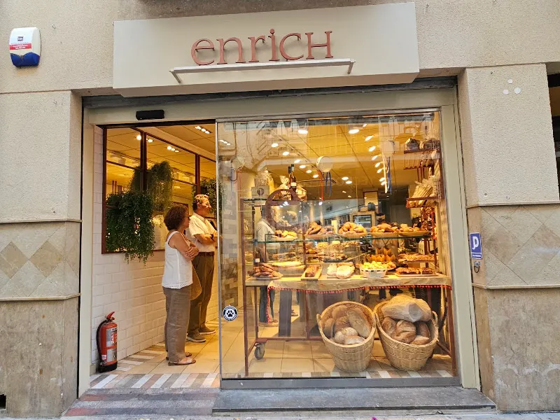 El millor lloc d’entrepans - Panadería en Sitges - foto 3