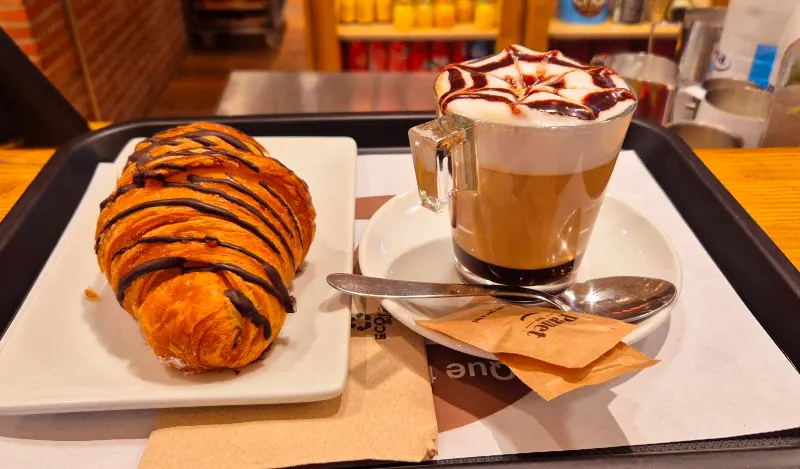 Panet Martorell - Forn de Pa, Pastisseria i Cafeteria
