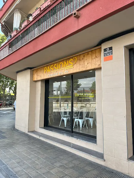Passions, l'Origen del Pa - Panadería en Calafell - foto 2