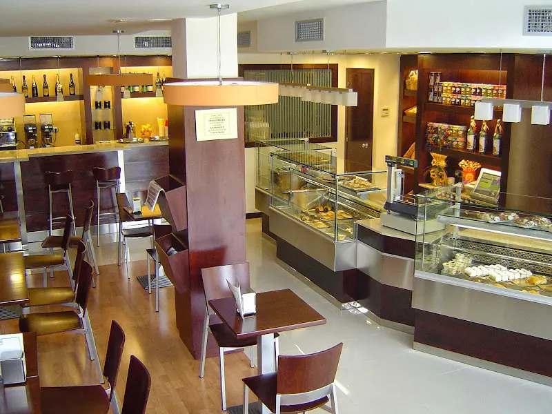 Andreví pastissers - Pastelería en Castellar del Valles - foto 2