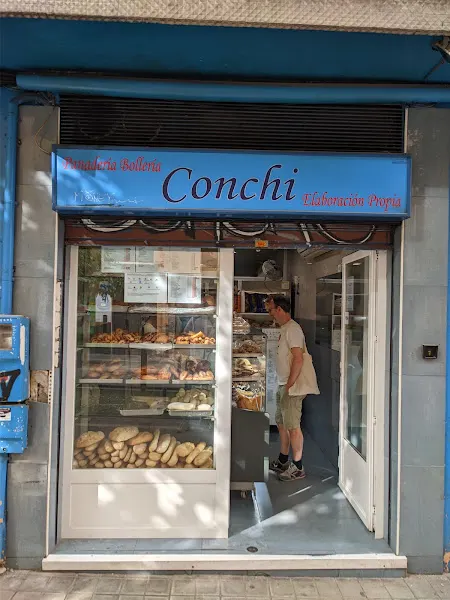 Bollería Conchi - Panadería en Granada - foto 2