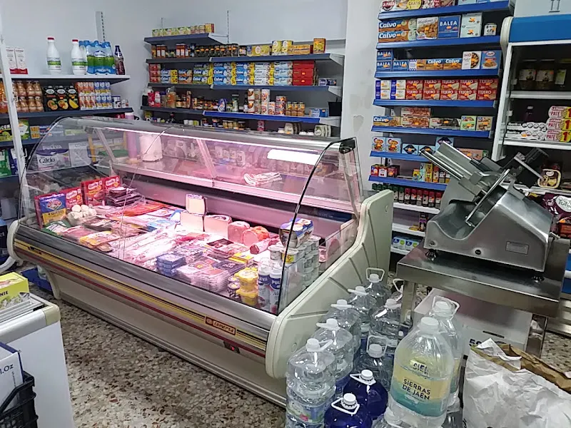 DISTRIBUCIONES ALFONSO CISNEROS - Panadería mayorista en Bailen - foto 3