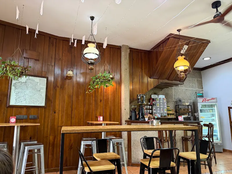 Confiteria Rogelio Cafeteria en Tui
