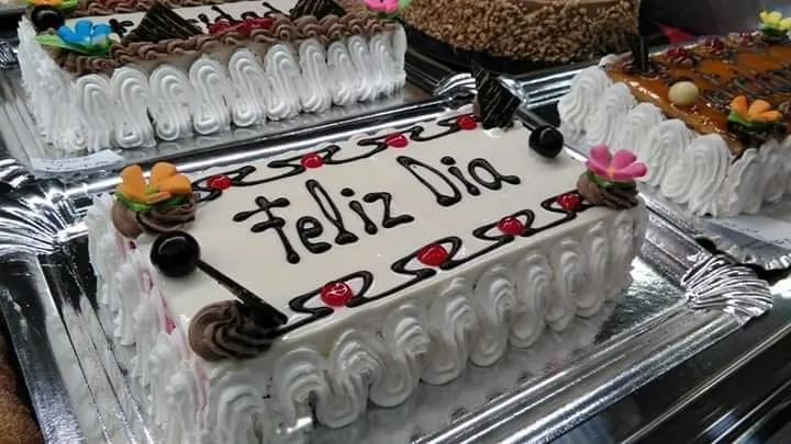 Confitería Collado - Pastelería en Roda (La) - foto 2