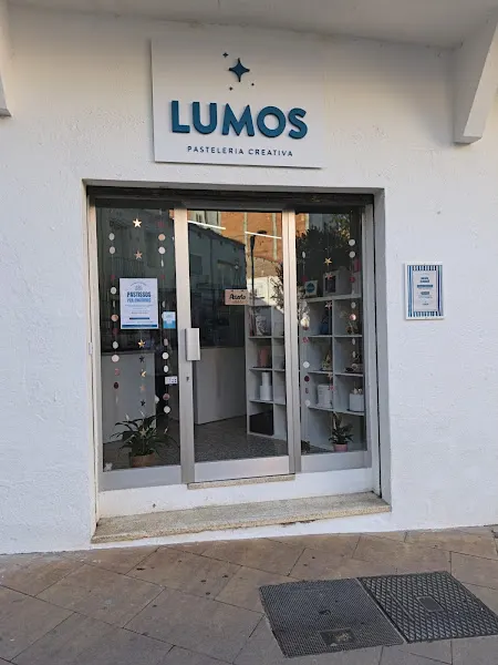 Lumos Pasteleria Creativa - Pastelería en Santa Coloma de Gramenet - foto 2