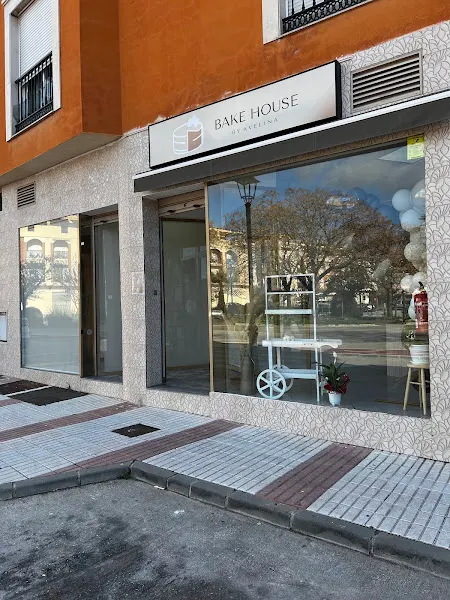 Bake House By Avelina - Tienda de tartas en Atarfe - foto 2