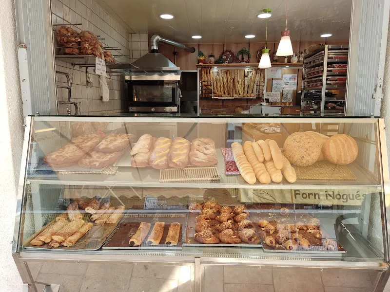 Forn de Pa Artesà Nogués - Panadería en Torredembarra - foto 2
