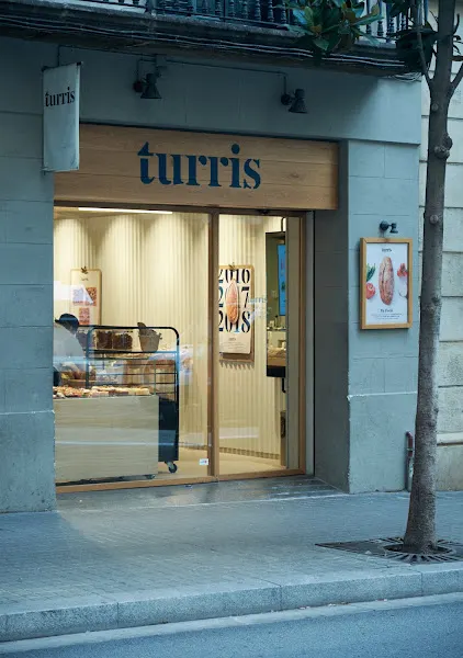 Turris Gràcia - Panadería en Barcelona - foto 2