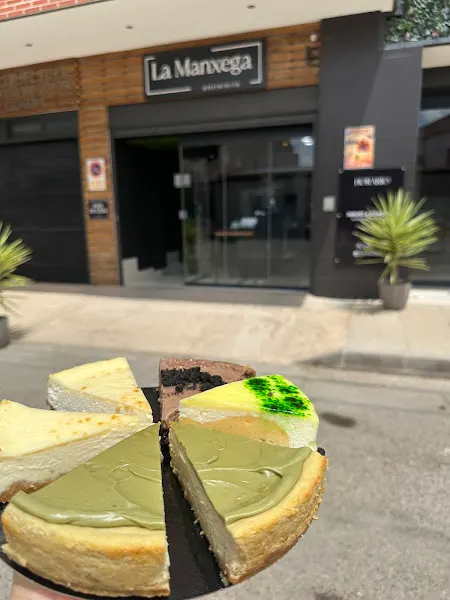 La Manxega - Pastelería en Socuellamos - foto 2