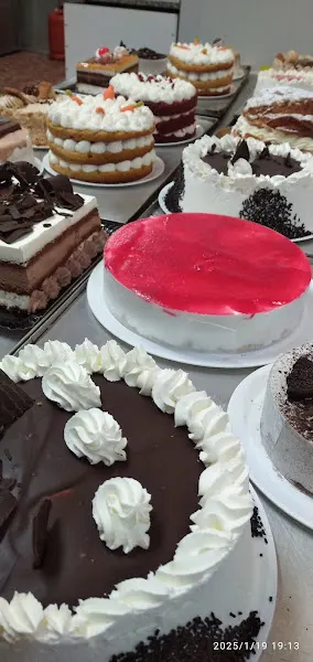 Pastelería confitería Lázaro - Bullas