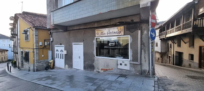 Panadería San Antonio Comunidad De Bienes - Tineo