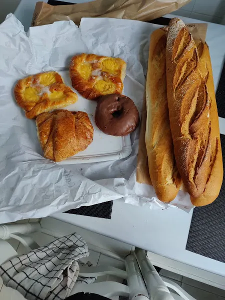 Panadería Confitería Pan Luis