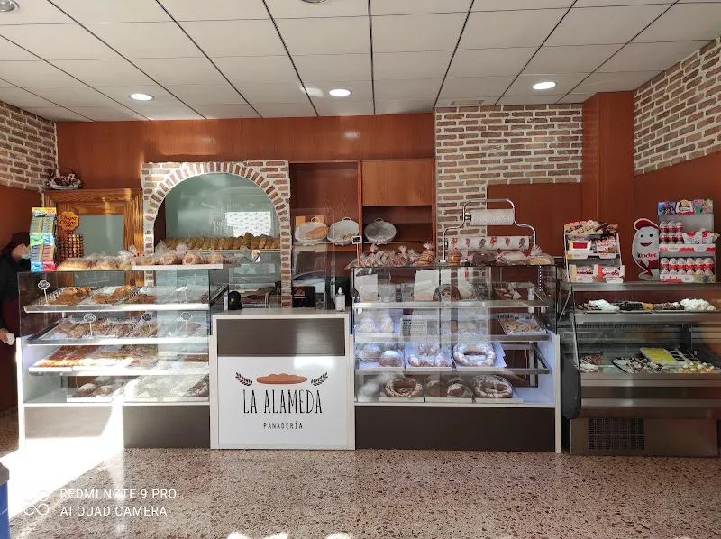 PANADERIA LA ALAMEDA - Panadería en Sax - foto 2